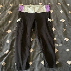 Lululemon capris tights